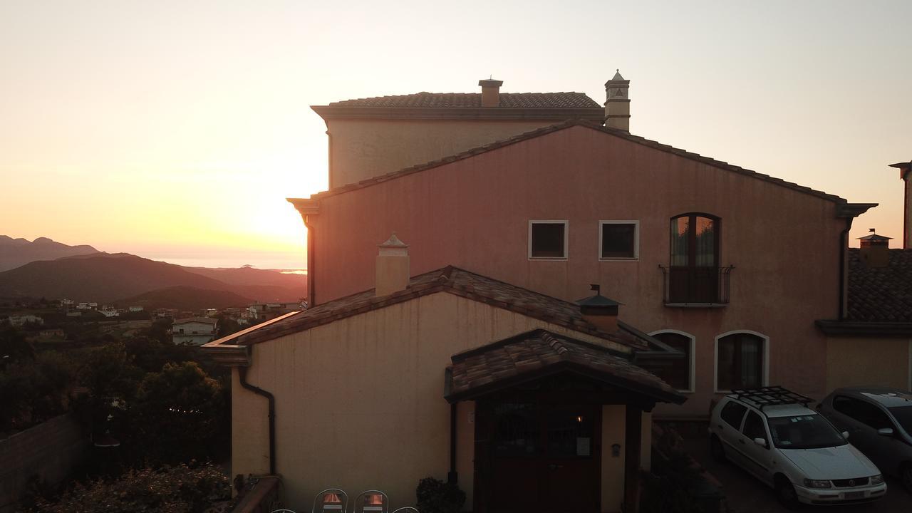 Hotel Marie Claire Lanusei Exterior foto